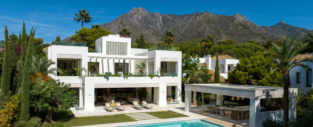 Altos Reales Properties
