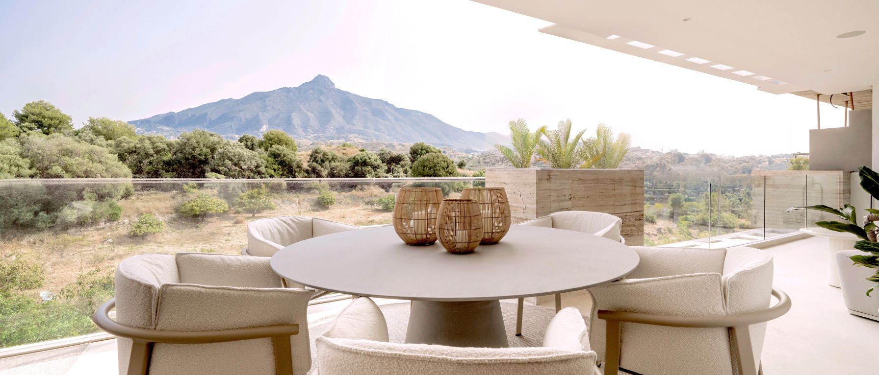 invertir Nueva Andalucía vs Golden Mile