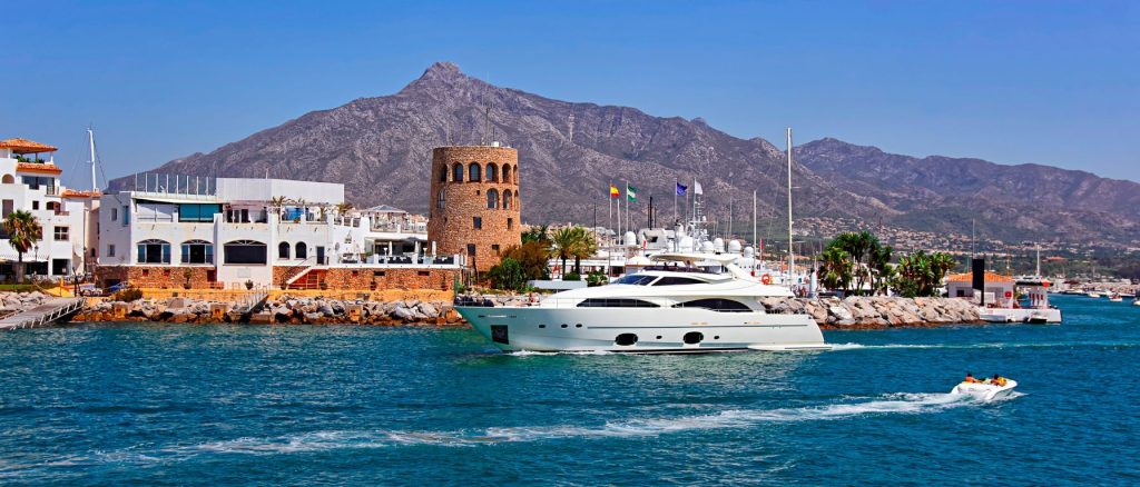 vivir en puerto banus